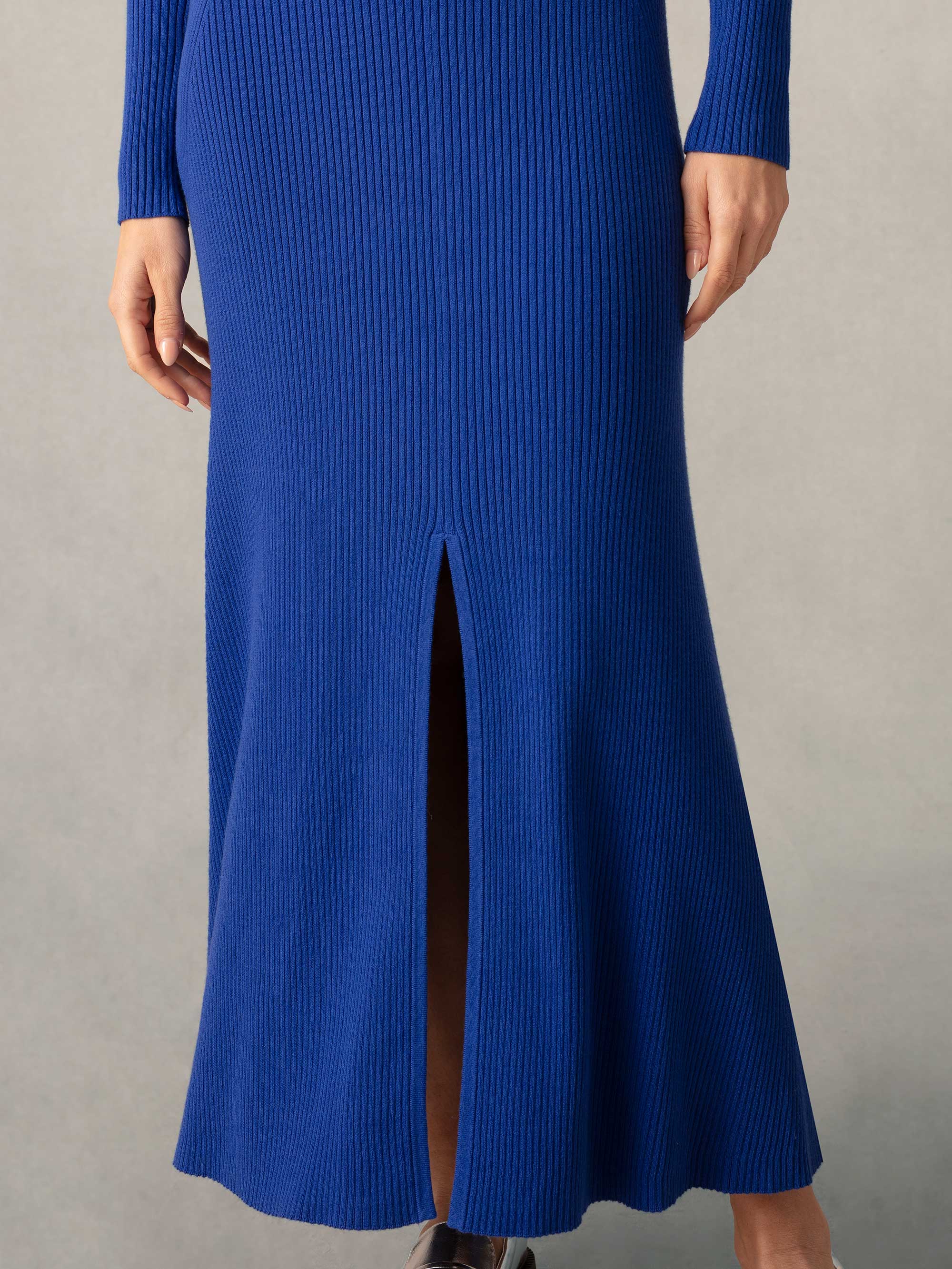 Blue Rib Knit Sweetheart Neckline Midi Dress